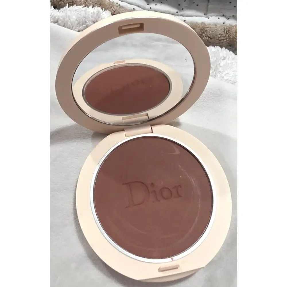 RT $64 | DIOR FOREVER NATURAL BRONZE 08 DEEP .31OZ / NEW NO BOX